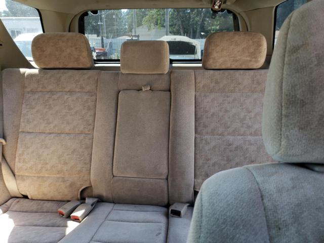 Photo 10 from auction – 2005 KIA SORENTO EX with VIN KNDJD733455396032