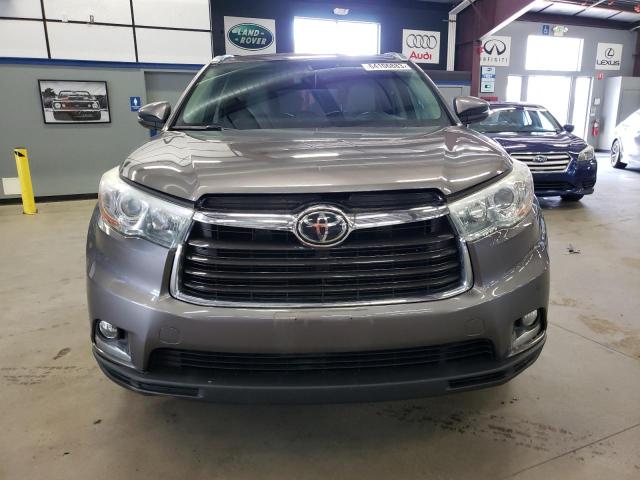 Photo 5 from auction – 2014 TOYOTA HIGHLANDER with VIN 5TDDKRFH6ES025356