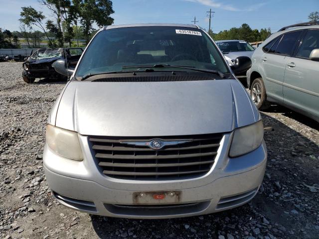 Photo 5 from auction – 2005 CHRYSLER TOWN & COU with VIN 1C4GP45R85B103123