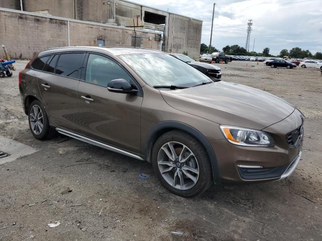 Photo 4 from auction – 2018 VOLVO V60 CROSS with VIN YV440MWKXJ2056497