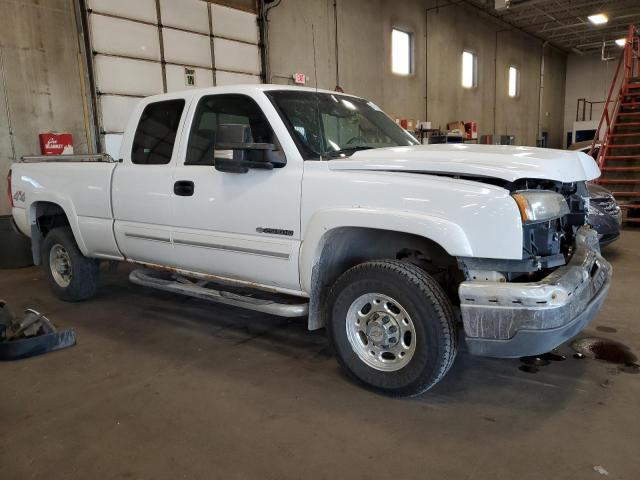 Photo 4 from auction – 2005 CHEVROLET SILVERADO with VIN 1GCHK29UX5E143756