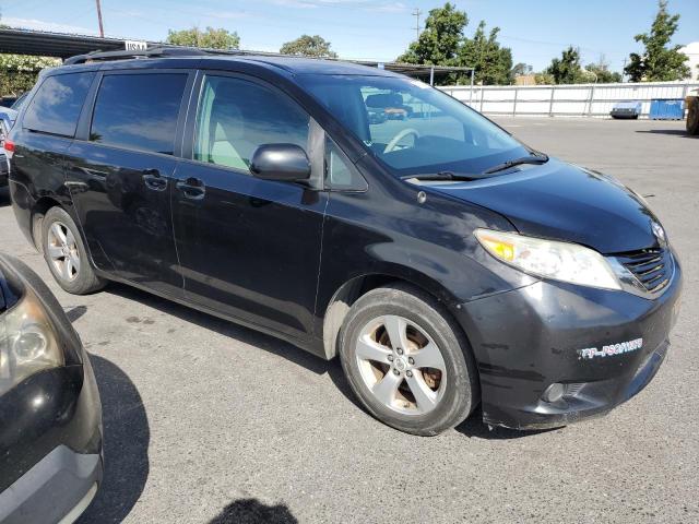 Photo 4 from auction – 2011 TOYOTA SIENNA LE with VIN 5TDKK3DC2BS133951