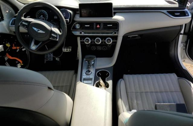Photo 8 from auction – 2023 GENESIS G70 BASE with VIN KMTG34TAXPU111371