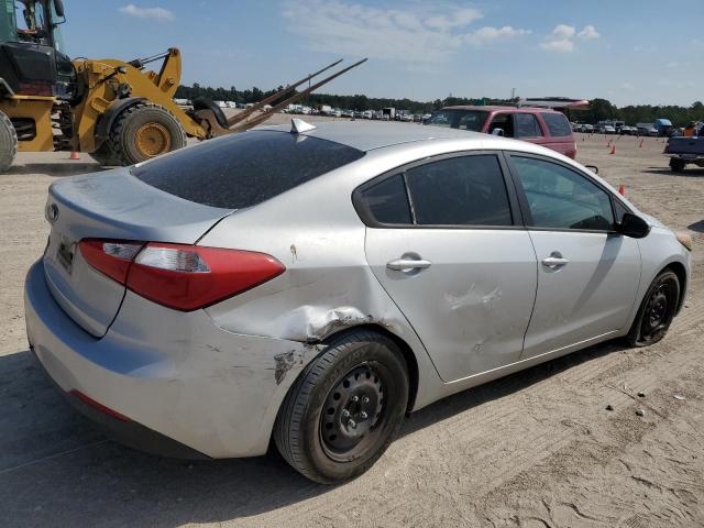 Photo 3 from auction – 2016 KIA FORTE LX with VIN KNAFK4A60G5563803