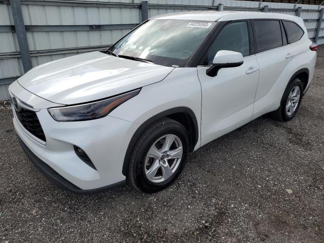 TOYOTA HIGHLANDER 2022 with VIN 5TDZZRAH3NS107554 - Photo from auction