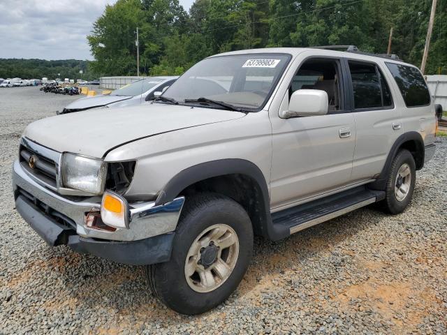 TOYOTA 4 RUNNER 1998 with VIN JT3HN86R8W0134261 - Photo from auction