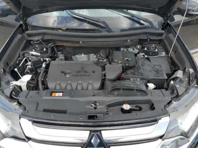 Photo 12 from auction – 2017 MITSUBISHI OUTLANDER with VIN JA4AZ3A35HZ057400