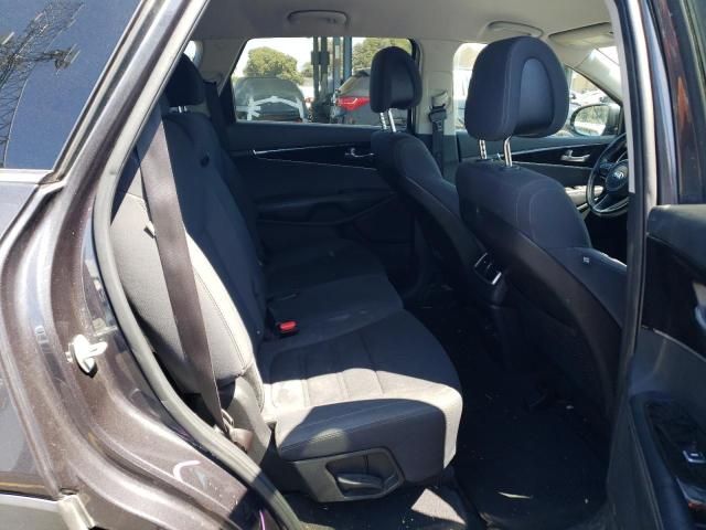 Photo 10 from auction – 2016 KIA SORENTO LX with VIN 5XYPG4A57GG109720