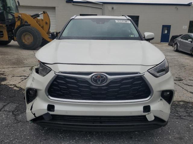 Photo 5 from auction – 2021 TOYOTA HIGHLANDER with VIN 5TDDZRBH6MS127630