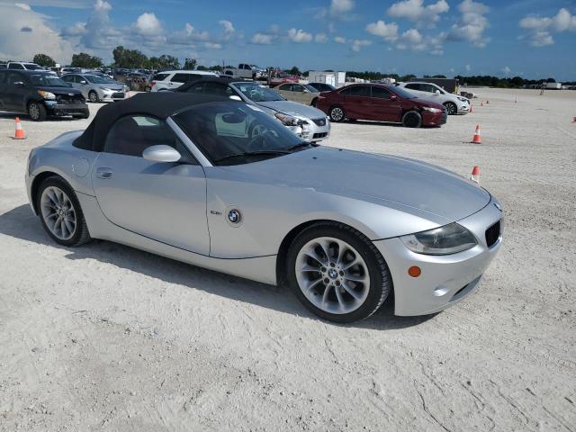 Снимка 4 от търг – 2005 BMW Z4 2.5 с VIN 4USBT33585LR71143