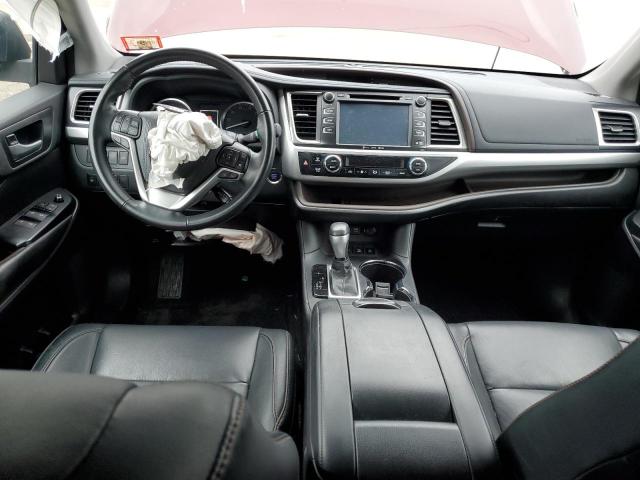 Photo 8 from auction – 2017 TOYOTA HIGHLANDER with VIN 5TDJZRFH4HS459651