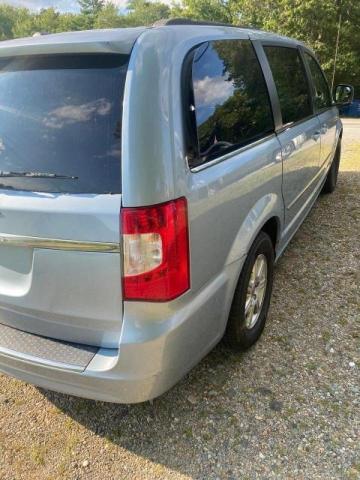 Photo 4 from auction – 2012 CHRYSLER TOWN & COU with VIN 2C4RC1BG9CR345200