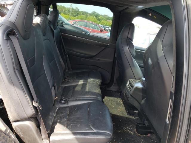 Photo 11 from auction – 2017 TESLA MODEL X with VIN 5YJXCDE21HF052175