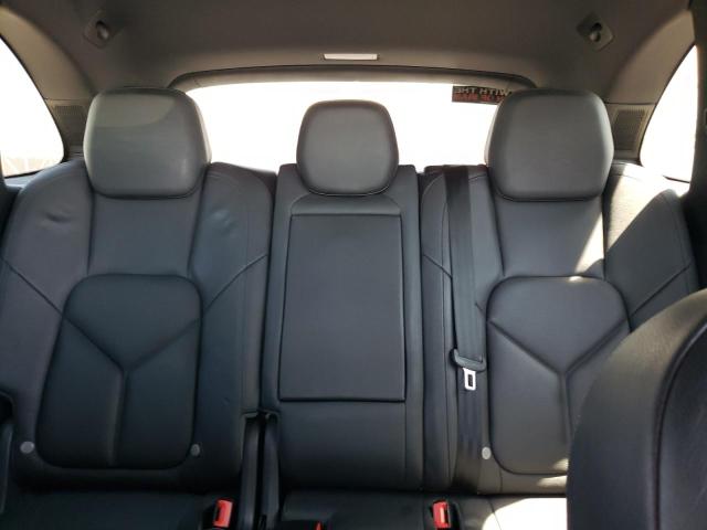 Photo 10 from auction – 2012 PORSCHE CAYENNE S with VIN WP1AB2A22CLA43458