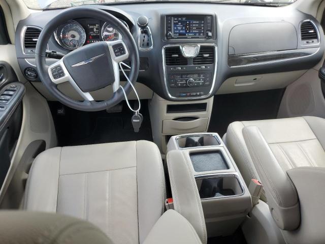 Photo 8 from auction – 2016 CHRYSLER TOWN & COU with VIN 2C4RC1BG2GR253285