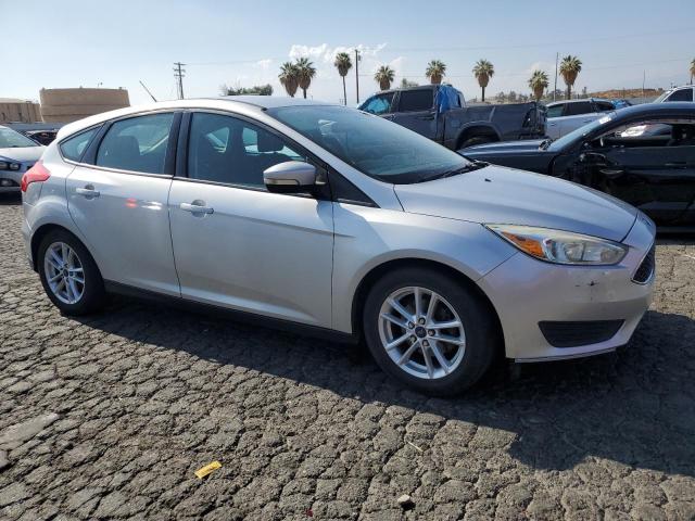 Снимка 4 от търг – 2016 FORD FOCUS SE с VIN 1FADP3K21GL352354