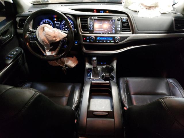 صورة رقم 8 من المزاد - 2017 TOYOTA HIGHLANDER مع VIN 5TDJZRFH5HS369022