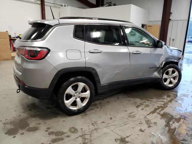 Photo 3 from auction – 2017 JEEP COMPASS LA with VIN 3C4NJDBB4HT647220