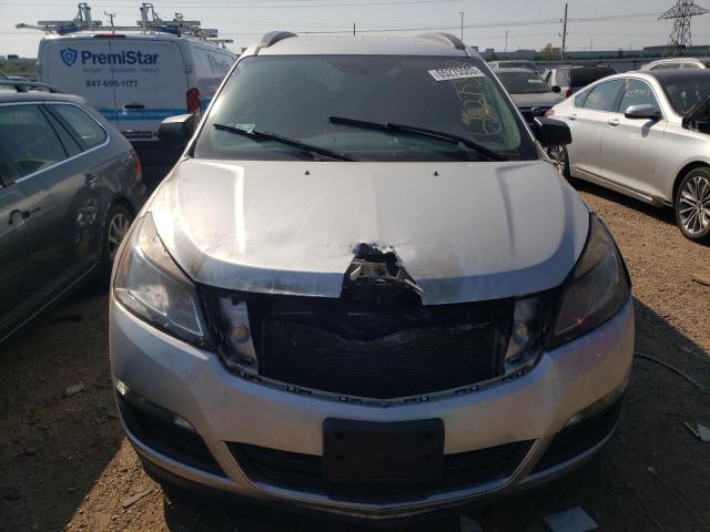 Снимка 5 от търг – 2015 CHEVROLET TRAVERSE L с VIN 1GNKRFKD3FJ201550