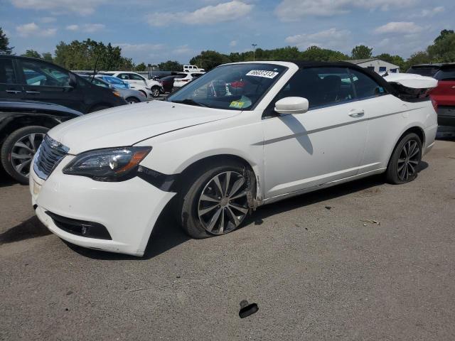 CHRYSLER 200 S 2013 with VIN 1C3BCBGG9DN551121 - Photo from auction