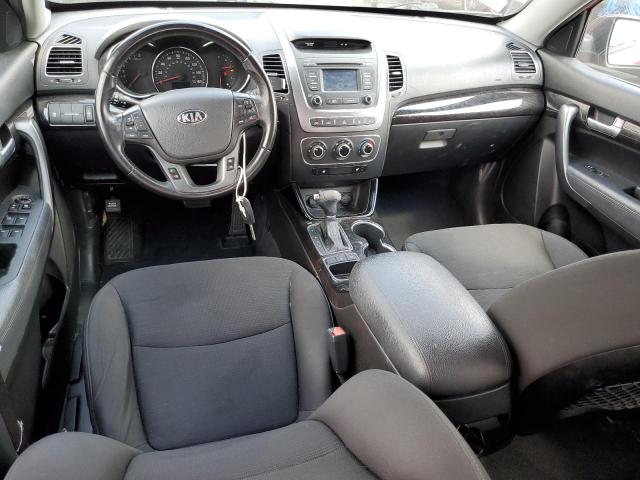 Photo 8 from auction – 2014 KIA SORENTO LX with VIN 5XYKT3A67EG478034