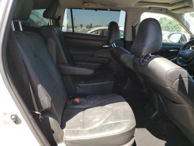Photo 11 from auction – 2021 TOYOTA HIGHLANDER with VIN 5TDHARAH2MS504125