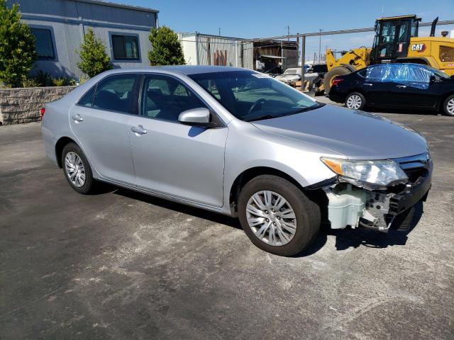 Photo 4 from auction – 2014 TOYOTA CAMRY L with VIN 4T4BF1FK1ER345240
