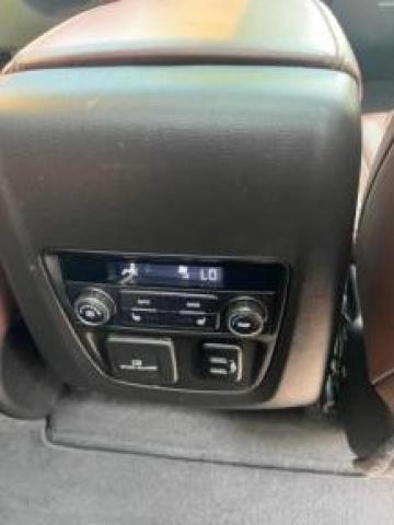 Photo 9 from auction – 2021 CHRYSLER VOYAGER LX with VIN 2C4RC1DG6MR528259