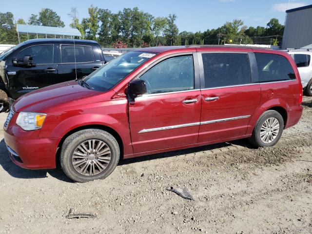 CHRYSLER TOWN & COU 2015 with VIN 2C4RC1CG5FR583967 - Photo from auction