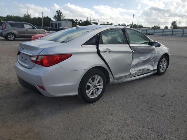Photo 3 from auction – 2014 HYUNDAI SONATA GLS with VIN 5NPEB4AC7EH884755