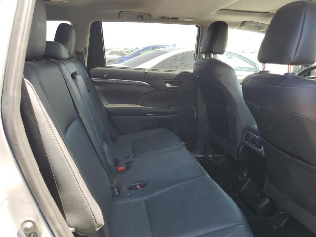 Photo 10 from auction – 2019 TOYOTA HIGHLANDER with VIN 5TDDZRFHXKS991619
