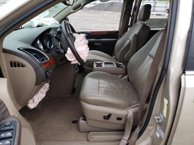 Photo 7 from auction – 2015 CHRYSLER TOWN & COU with VIN 2C4RC1BG5FR675064