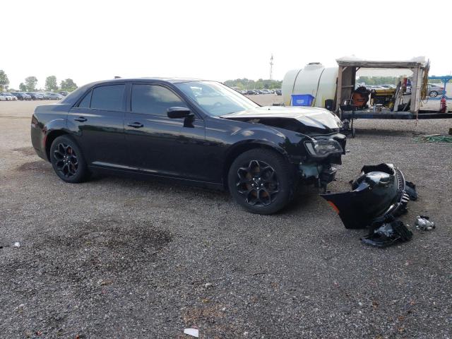 Photo 4 from auction – 2018 CHRYSLER 300 S with VIN 2C3CCAGGXJH283683