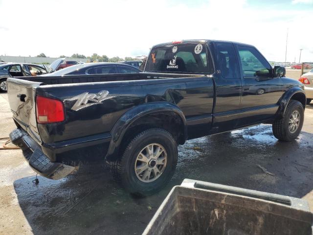 Photo 3 from auction – 2003 GMC SONOMA with VIN 1GTCT19XX38285399