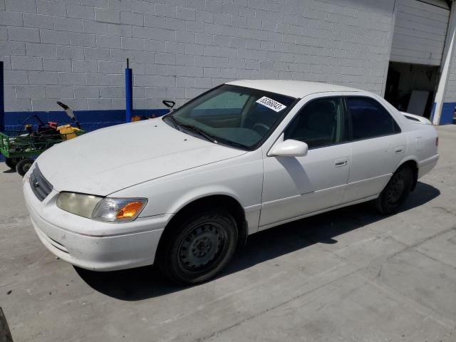 TOYOTA CAMRY CE 2000 with VIN JT2BG22K4Y0447417 - Photo from auction