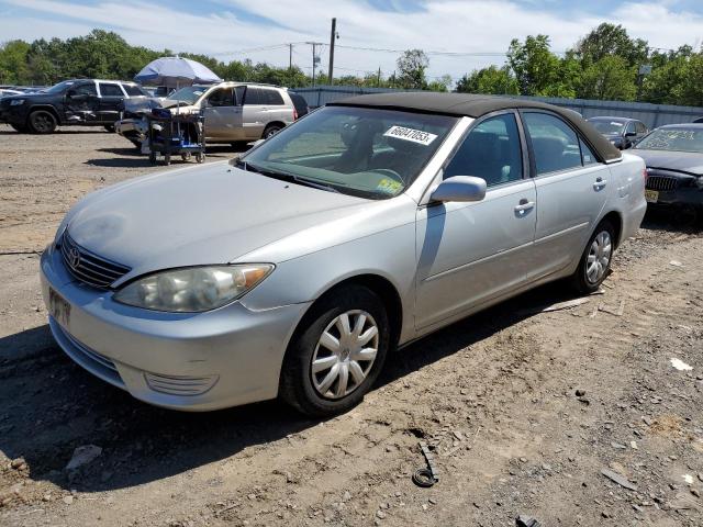 TOYOTA CAMRY LE 2005 with VIN 4T1BE32K85U420823 - Photo from auction