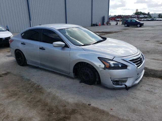 Photo 4 from auction – 2015 NISSAN ALTIMA with VIN 1N4AL3AP4FC205679