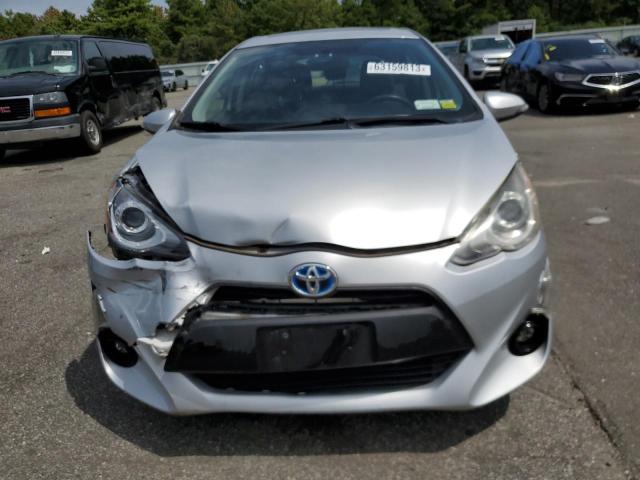 Photo 5 from auction – 2015 TOYOTA PRIUS C with VIN JTDKDTB30F1114928