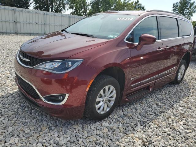 CHRYSLER PACIFICA T 2017 with VIN 2C4RC1BG5HR823684 - Photo from auction