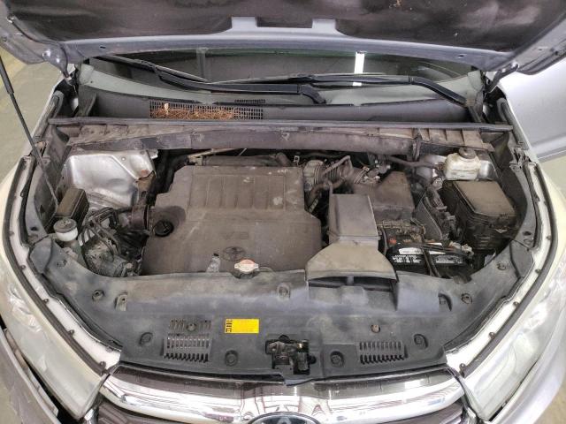 Photo 11 from auction – 2016 TOYOTA HIGHLANDER with VIN 5TDDKRFH0GS244218