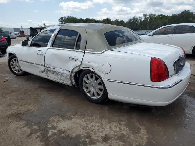 Photo 2 from auction – 2011 LINCOLN TOWN CAR S with VIN 2LNBL8CV1BX752375