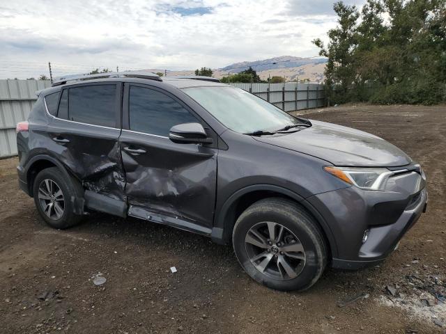 Photo 4 from auction – 2017 TOYOTA RAV4 XLE with VIN 2T3WFREV3HW360999