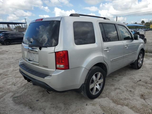 Photo 3 from auction – 2015 HONDA PILOT TOUR with VIN 5FNYF3H93FB001398