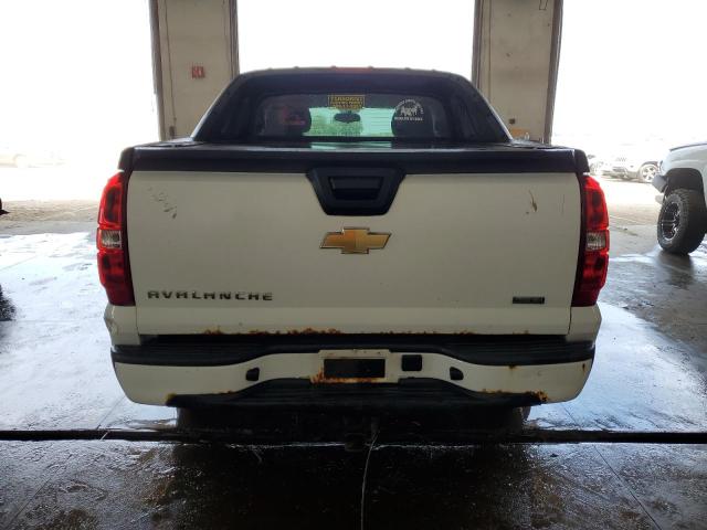 Photo 6 from auction – 2011 CHEVROLET AVALANCHE with VIN 3GNTKFE36BG393537