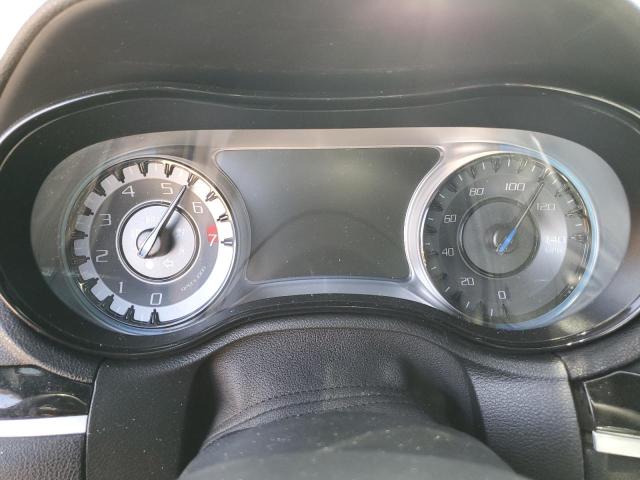 Photo 9 from auction – 2018 CHRYSLER 300 S with VIN 2C3CCABG2JH261765