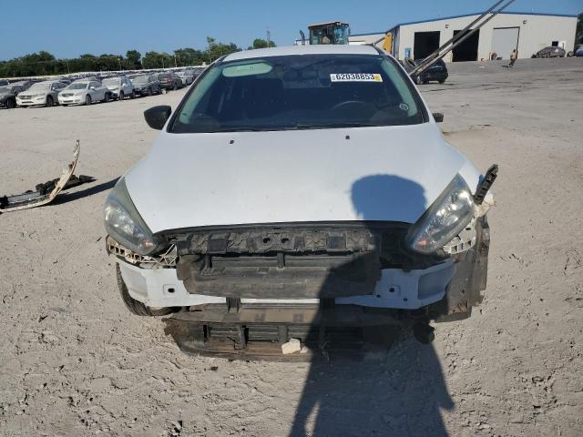 Photo 5 from auction – 2016 FORD FOCUS S with VIN 1FADP3E22GL324543
