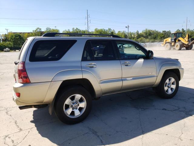 Photo 3 from auction – 2004 TOYOTA 4RUNNER SR with VIN JTEBU14R040034209