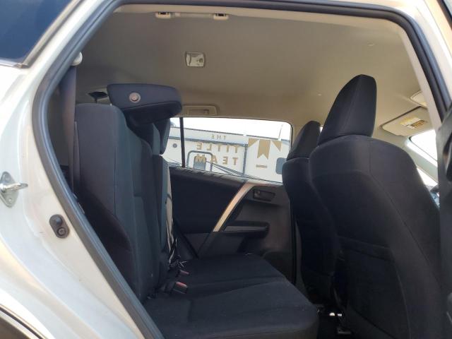 Photo 10 from auction – 2018 TOYOTA RAV4 LE with VIN JTMBFREV1JJ728048
