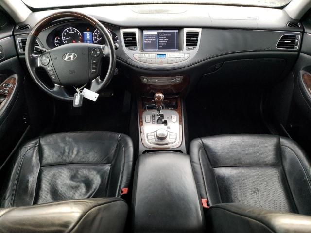 Photo 8 from auction – 2009 HYUNDAI GENESIS 4. with VIN KMHGC46F99U047408