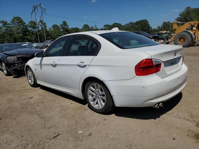 Photo 2 from auction – 2007 BMW 328 I with VIN WBAVA37527NE28803